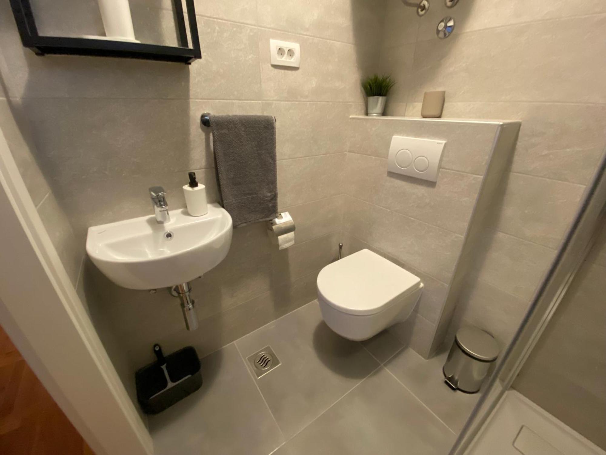 Studio Apartment And Rooms Adria Vodice Eksteriør billede