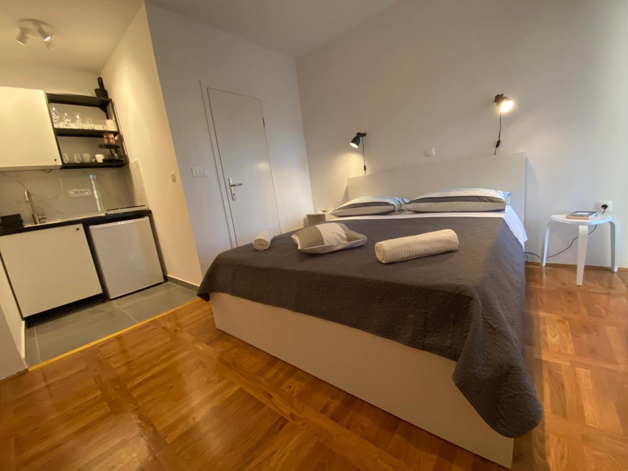 Studio Apartment And Rooms Adria Vodice Eksteriør billede