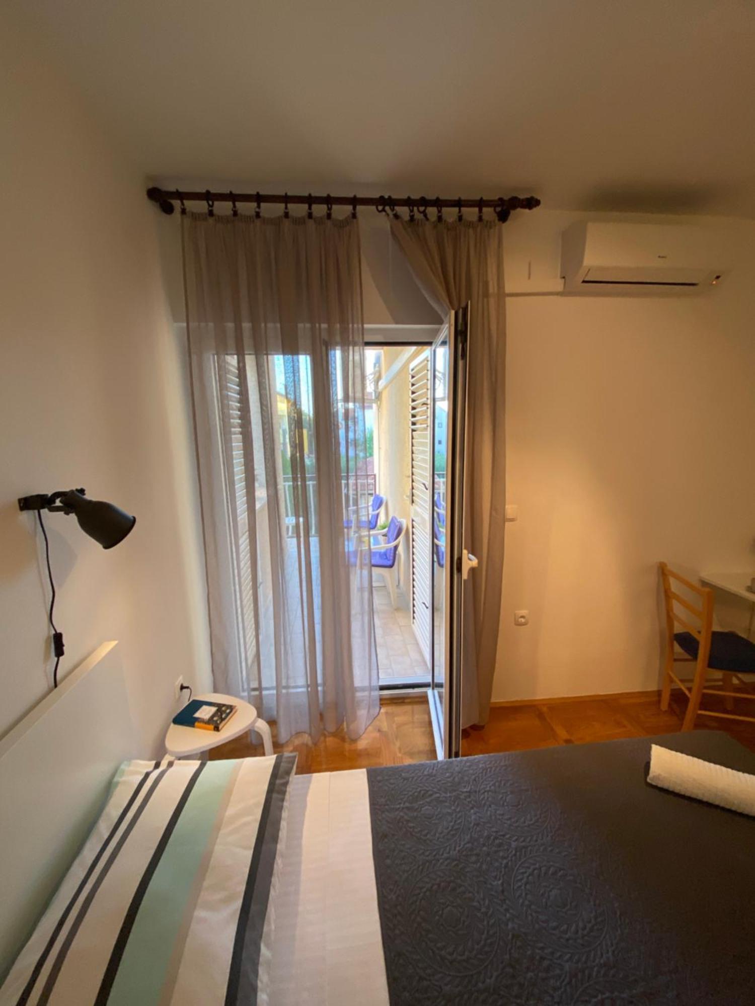 Studio Apartment And Rooms Adria Vodice Eksteriør billede