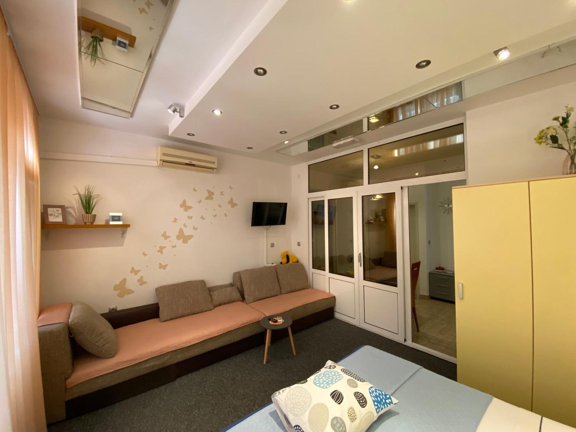 Studio Apartment And Rooms Adria Vodice Eksteriør billede