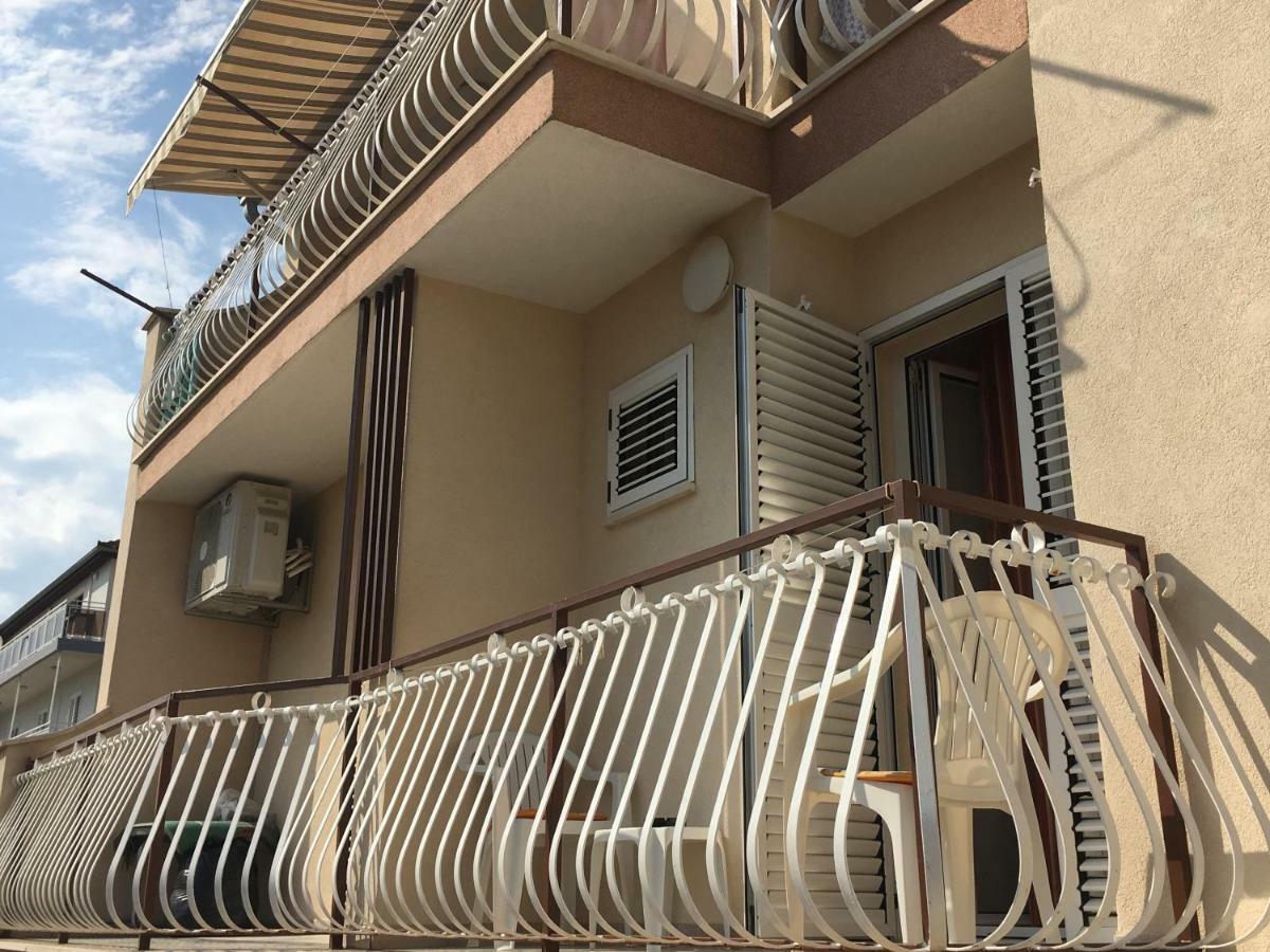 Studio Apartment And Rooms Adria Vodice Eksteriør billede