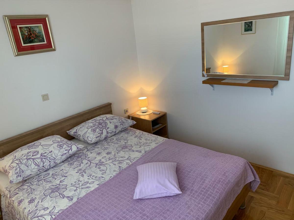 Studio Apartment And Rooms Adria Vodice Eksteriør billede